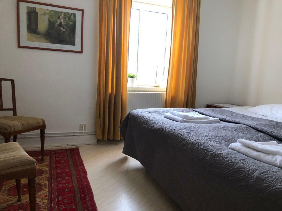 Stornasets Pensionat Och Vandrarhem 松兹瓦尔 外观 照片