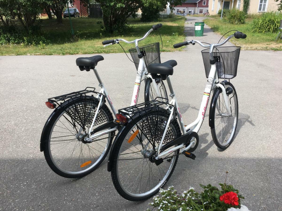 Stornasets Pensionat Och Vandrarhem 松兹瓦尔 外观 照片