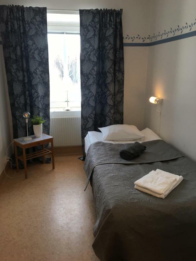 Stornasets Pensionat Och Vandrarhem 松兹瓦尔 外观 照片
